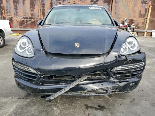 Porsche Cayenne Image 3