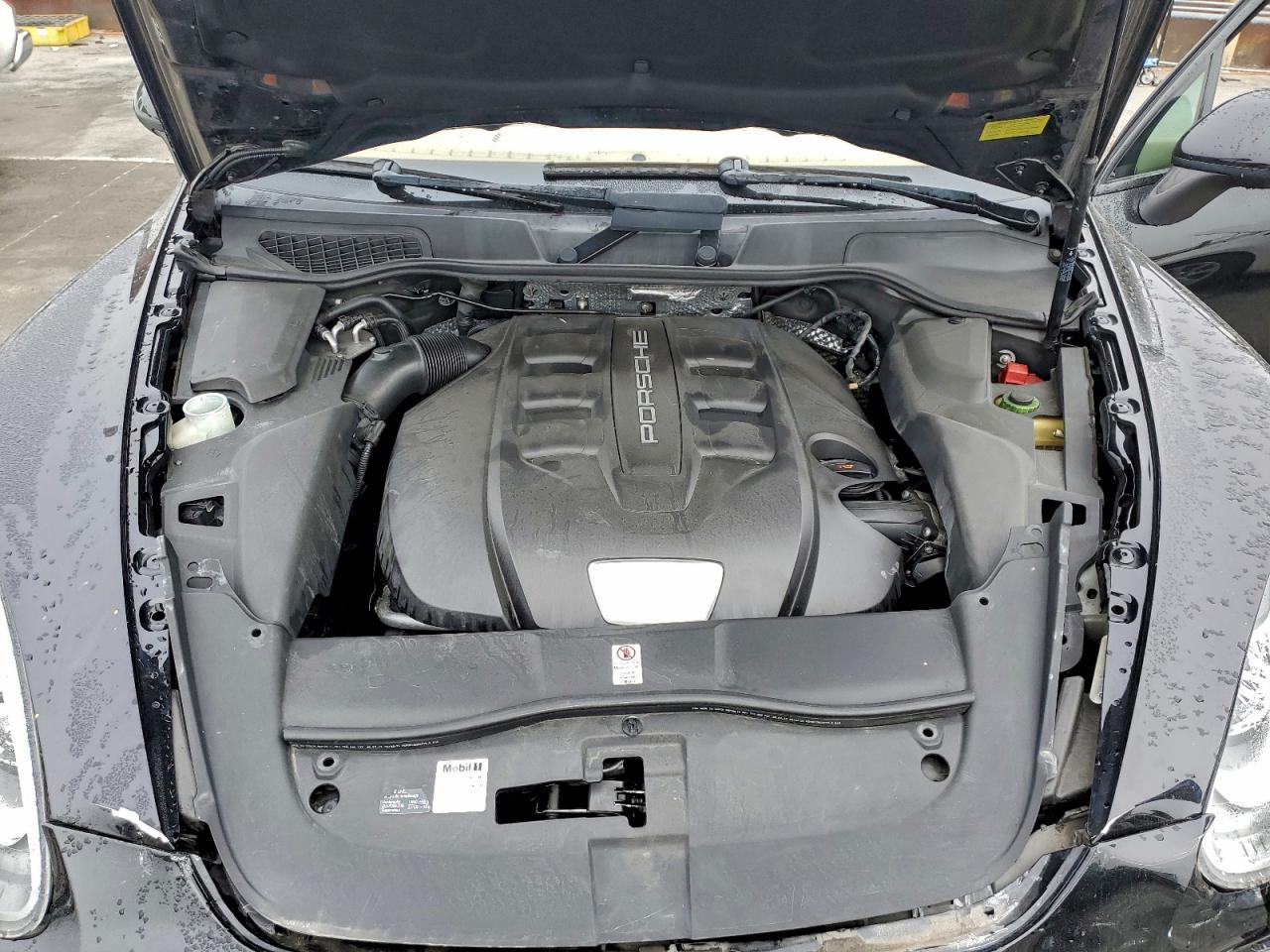 Porsche Cayenne Image 7