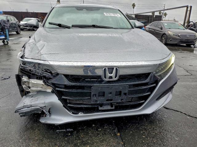 Honda Accord Touring Image 7