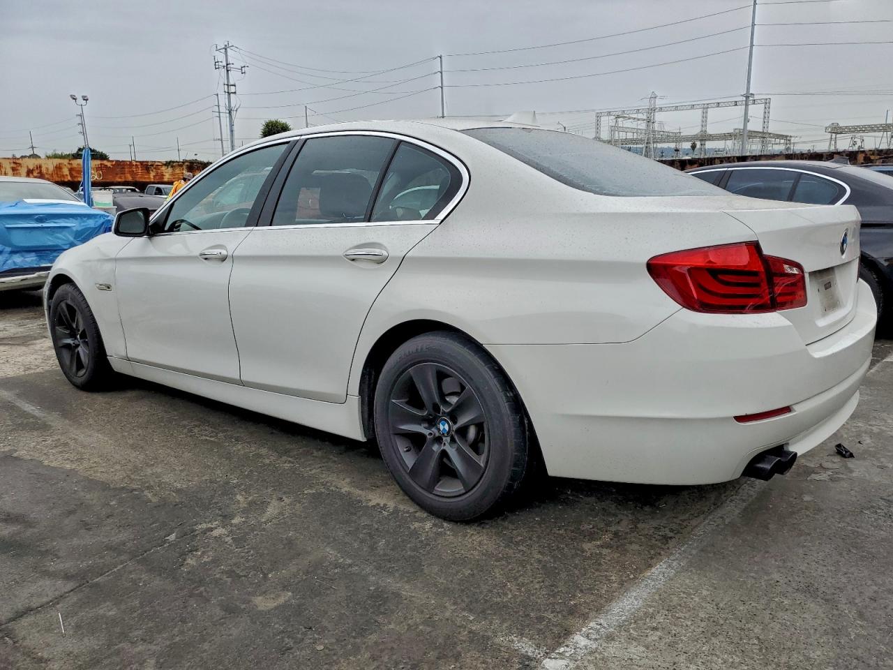 BMW 5 Series I Image 3