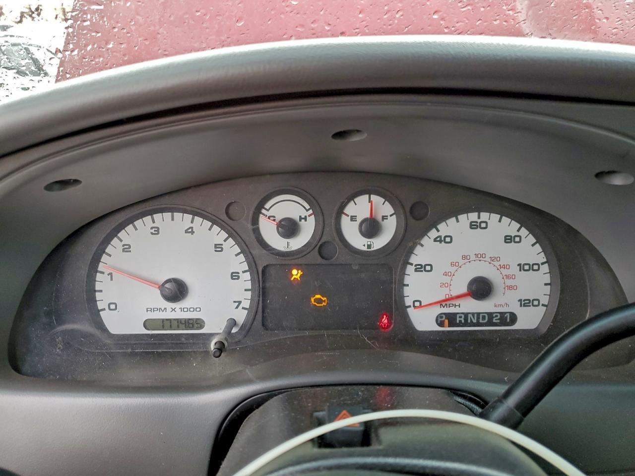 Ford Ranger Super Cab Image 4