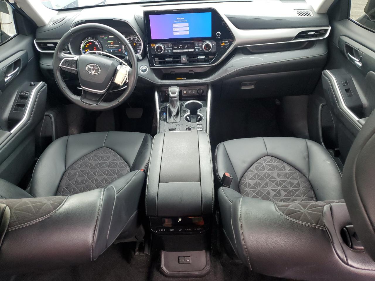 Toyota Highlander Hybrid Xle Image 8