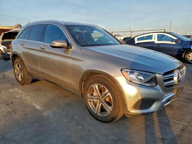 Mercedes-Benz GLC 300 Image 12