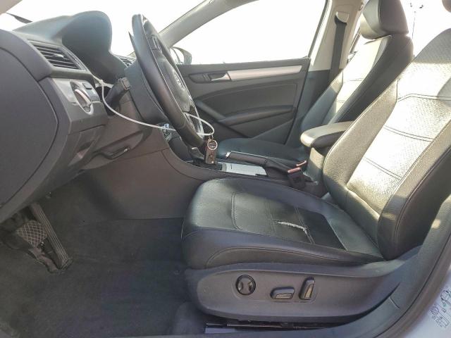 Volkswagen Passat Se Image 6