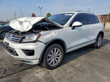  Salvage Volkswagen Touareg
