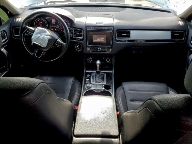 Volkswagen Touareg Sport Image 11