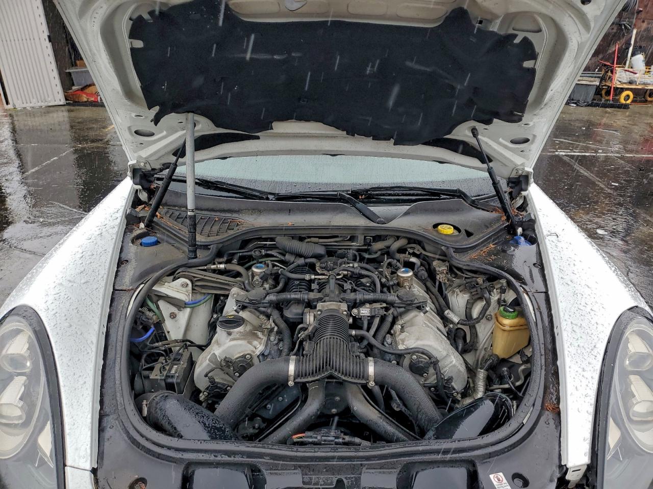 Porsche Panamera 4s Executive Image 5