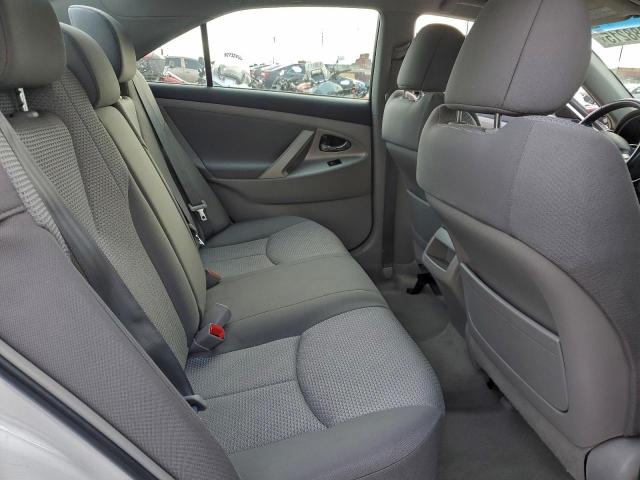 Toyota Camry Base Image 11