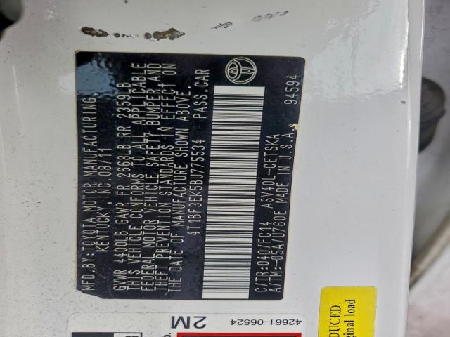 Toyota Camry Base Image 12