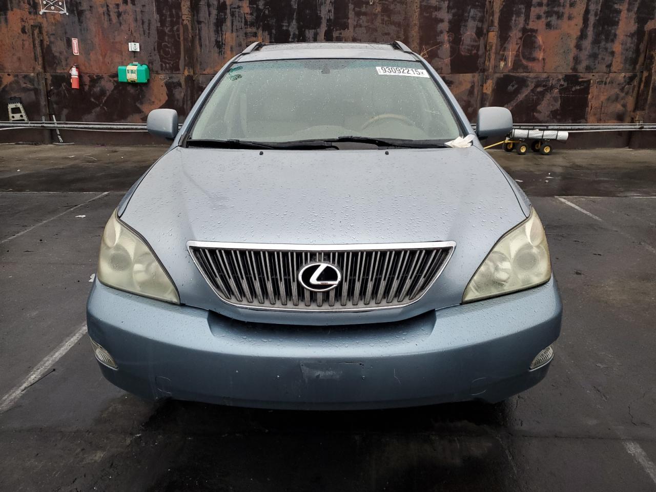 Lexus RX 330 Image 3