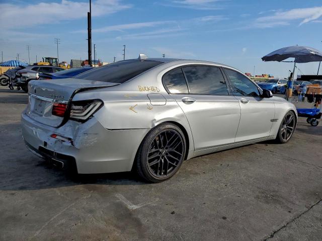 BMW 7 Series Li Image 12