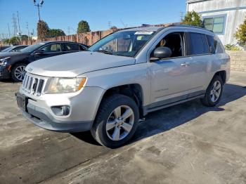  Salvage Jeep Compass