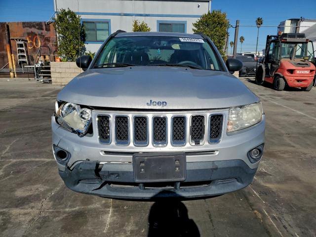 Jeep Compass Sport Image 4