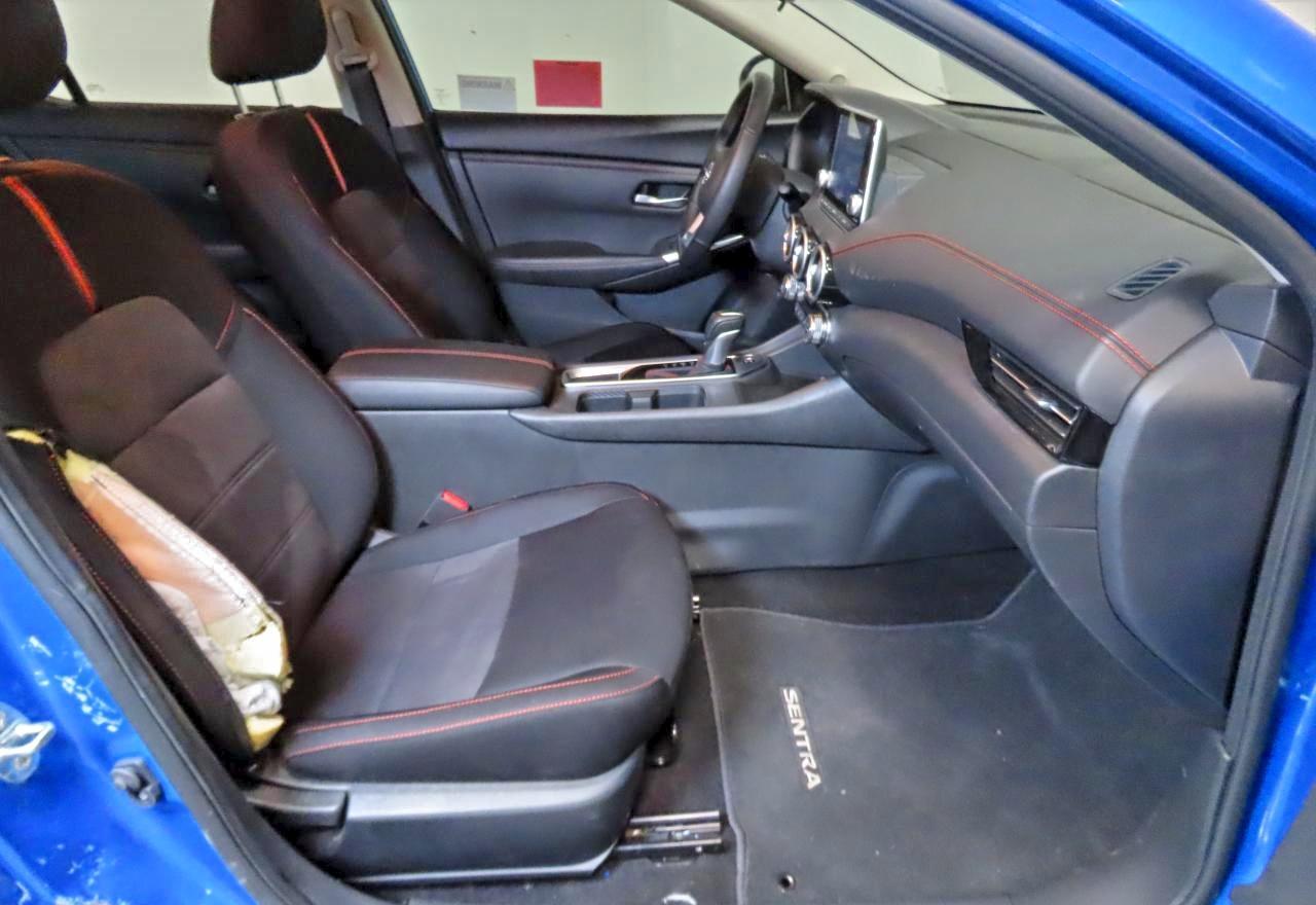 Nissan Sentra Sr Image 8