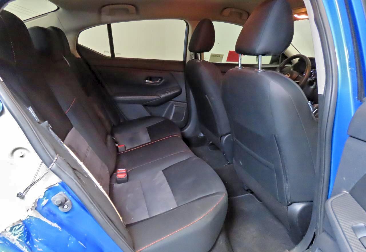 Nissan Sentra Sr Image 4