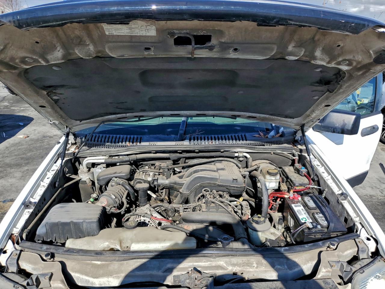 Ford Explorer Xlt Image 11