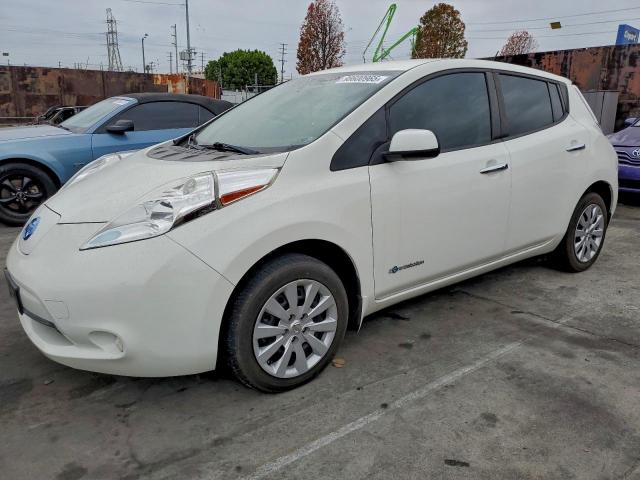  Salvage Nissan LEAF