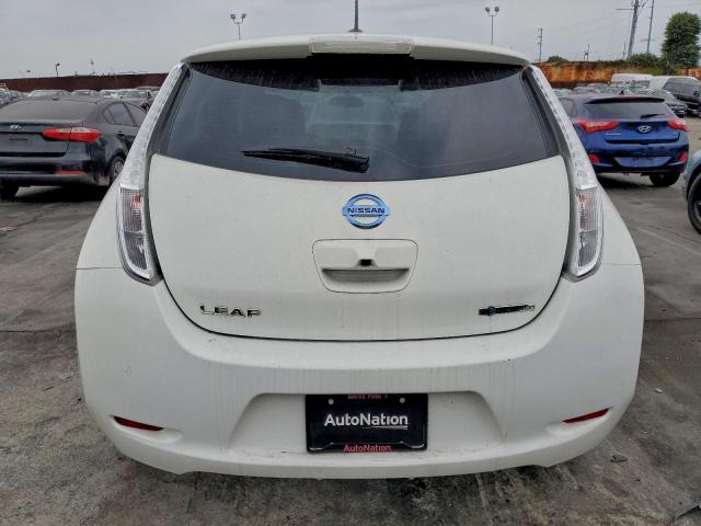 Nissan LEAF S Image 11