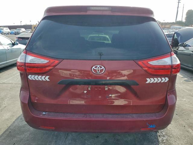 Toyota Sienna Image 5