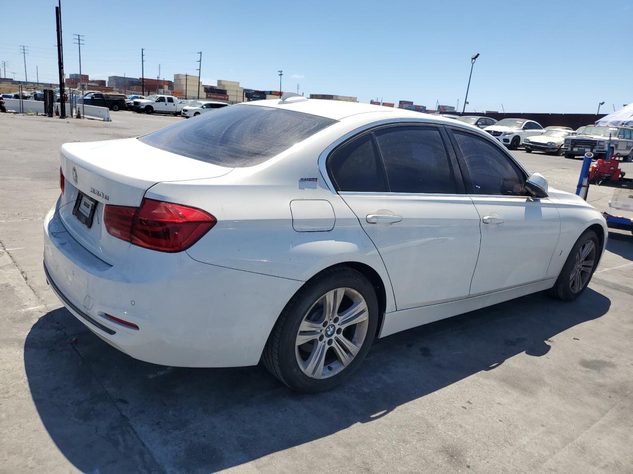 BMW 3 Series Image 7