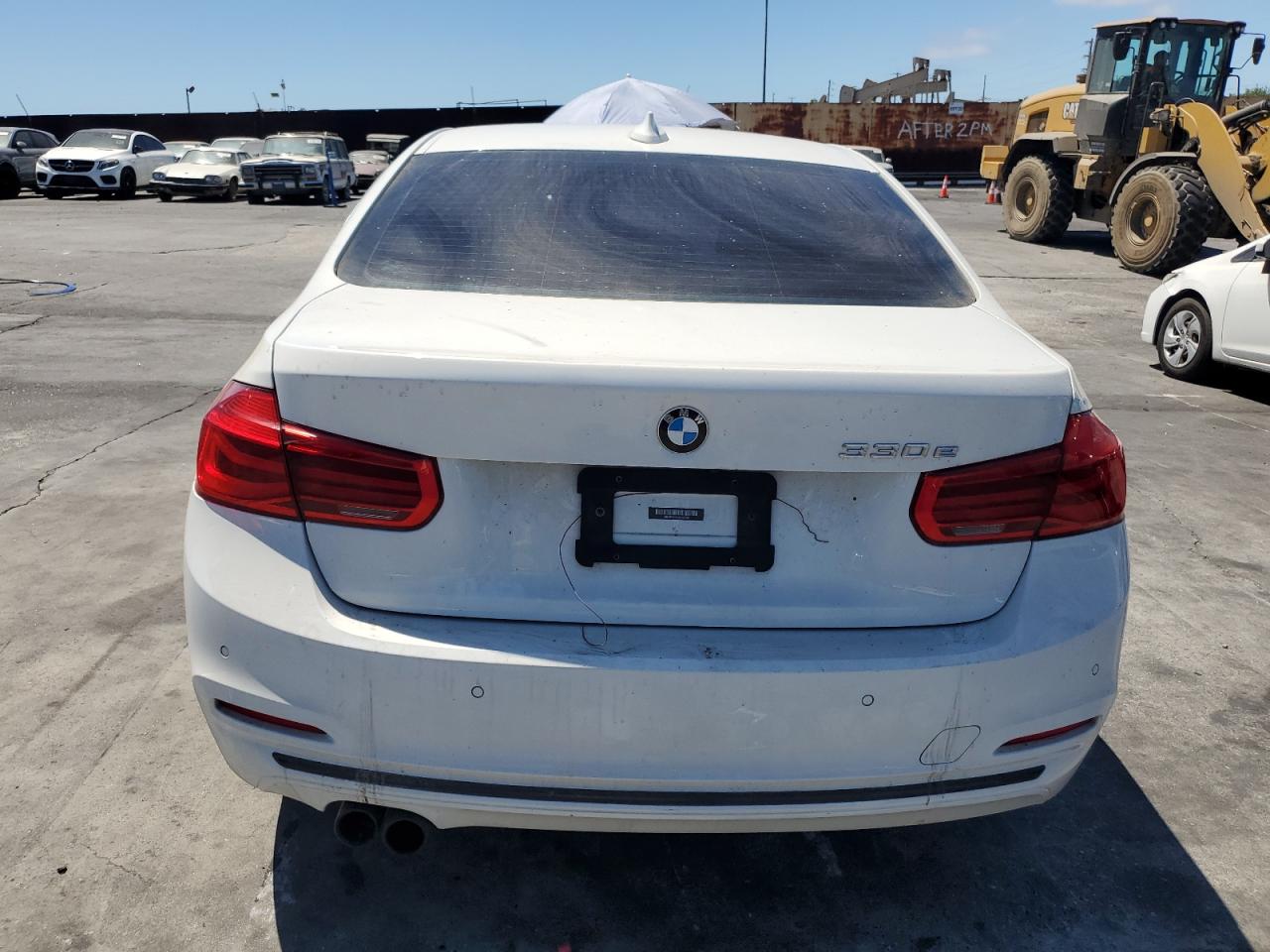 BMW 3 Series Image 4