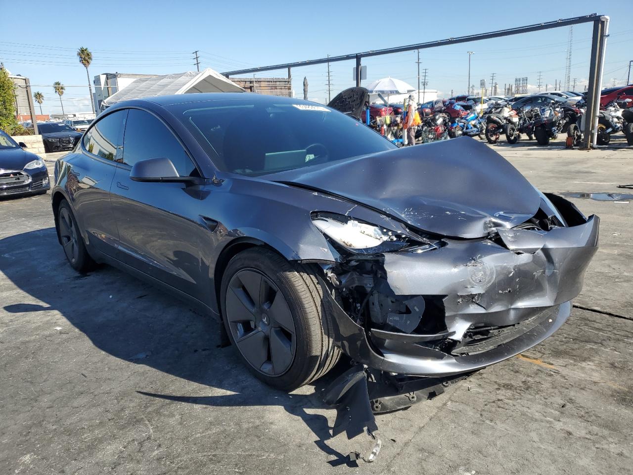 Tesla Model 3 Image 4