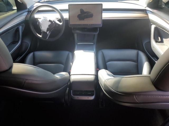 Tesla Model 3 Image 8