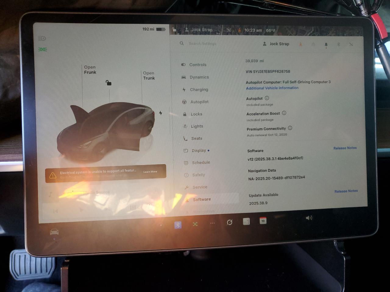Tesla Model 3 Image 3