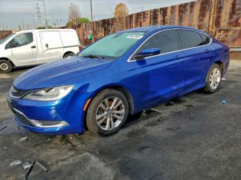  Salvage Chrysler 200