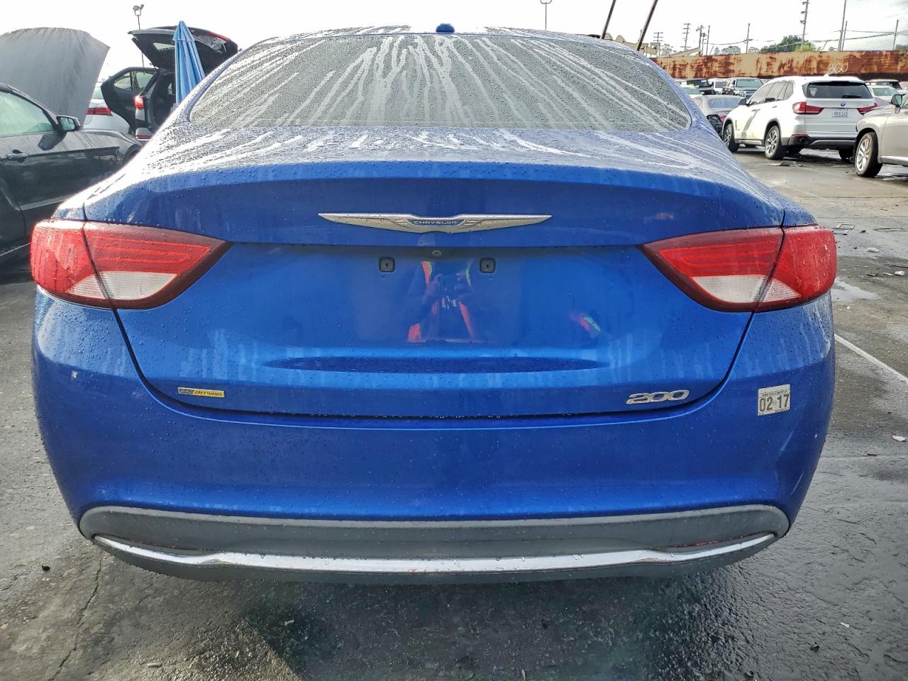 Chrysler 200 Limited Image 4