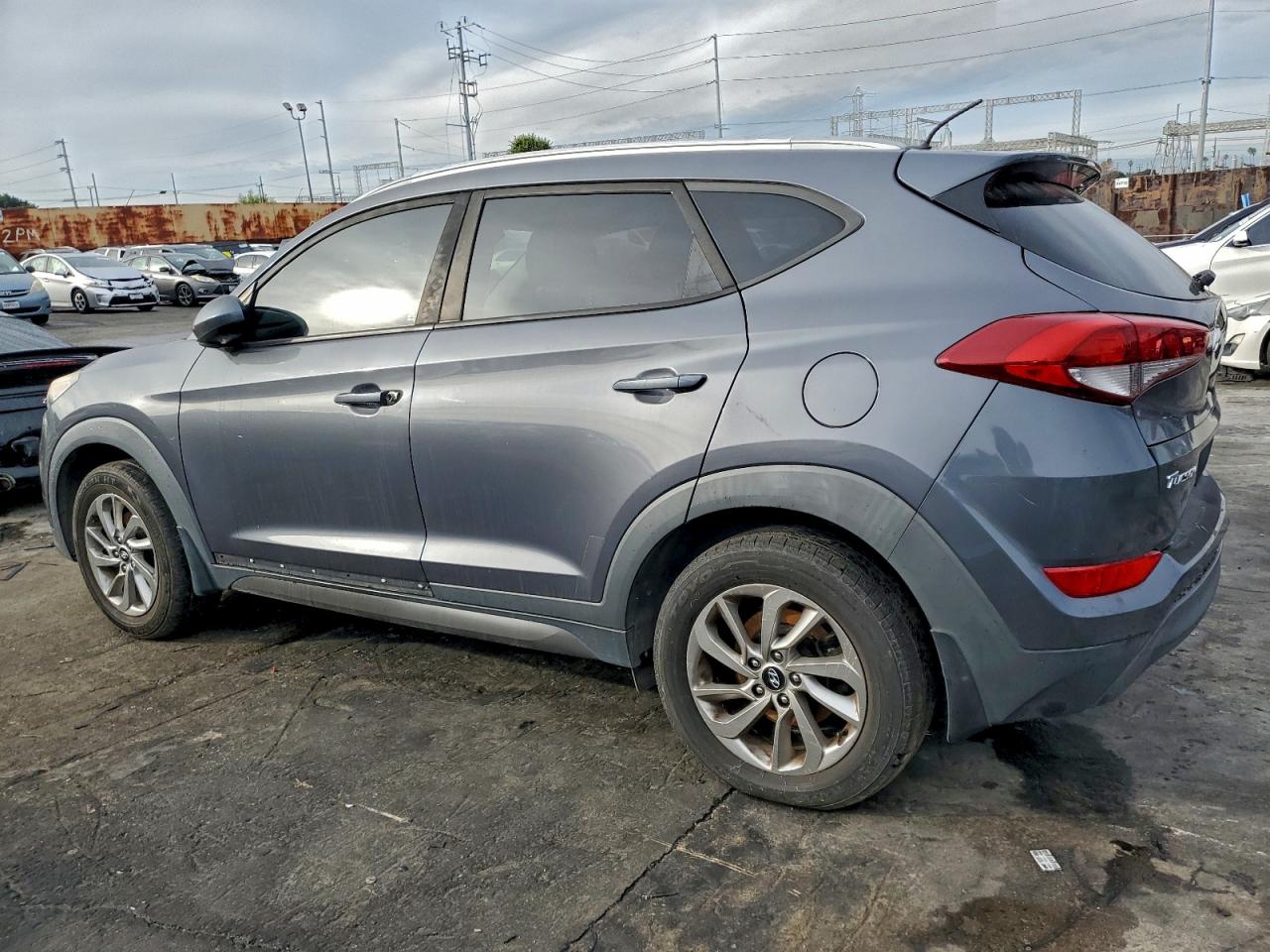 Hyundai TUCSON Limited Image 2