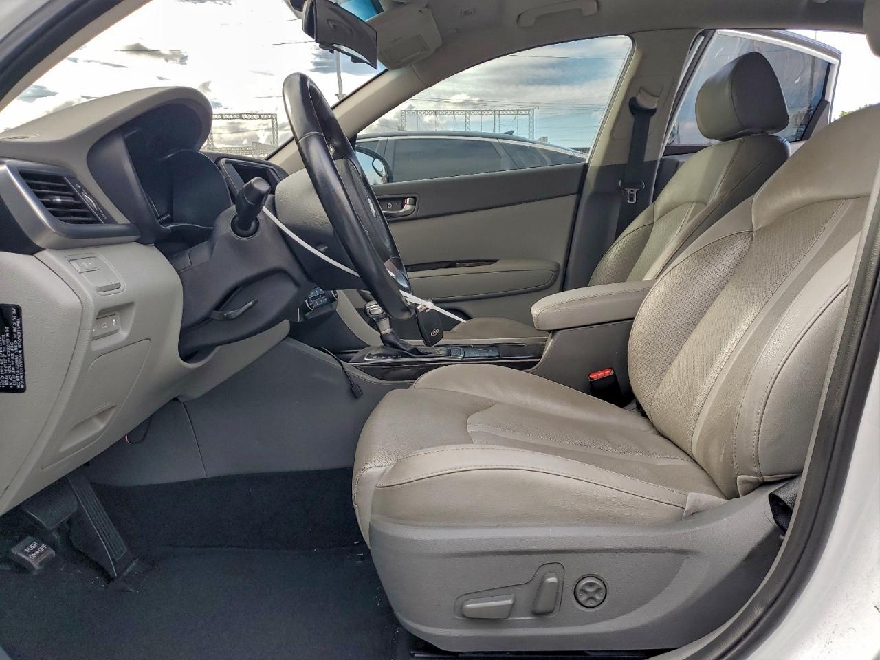 Kia Optima Ex Image 4