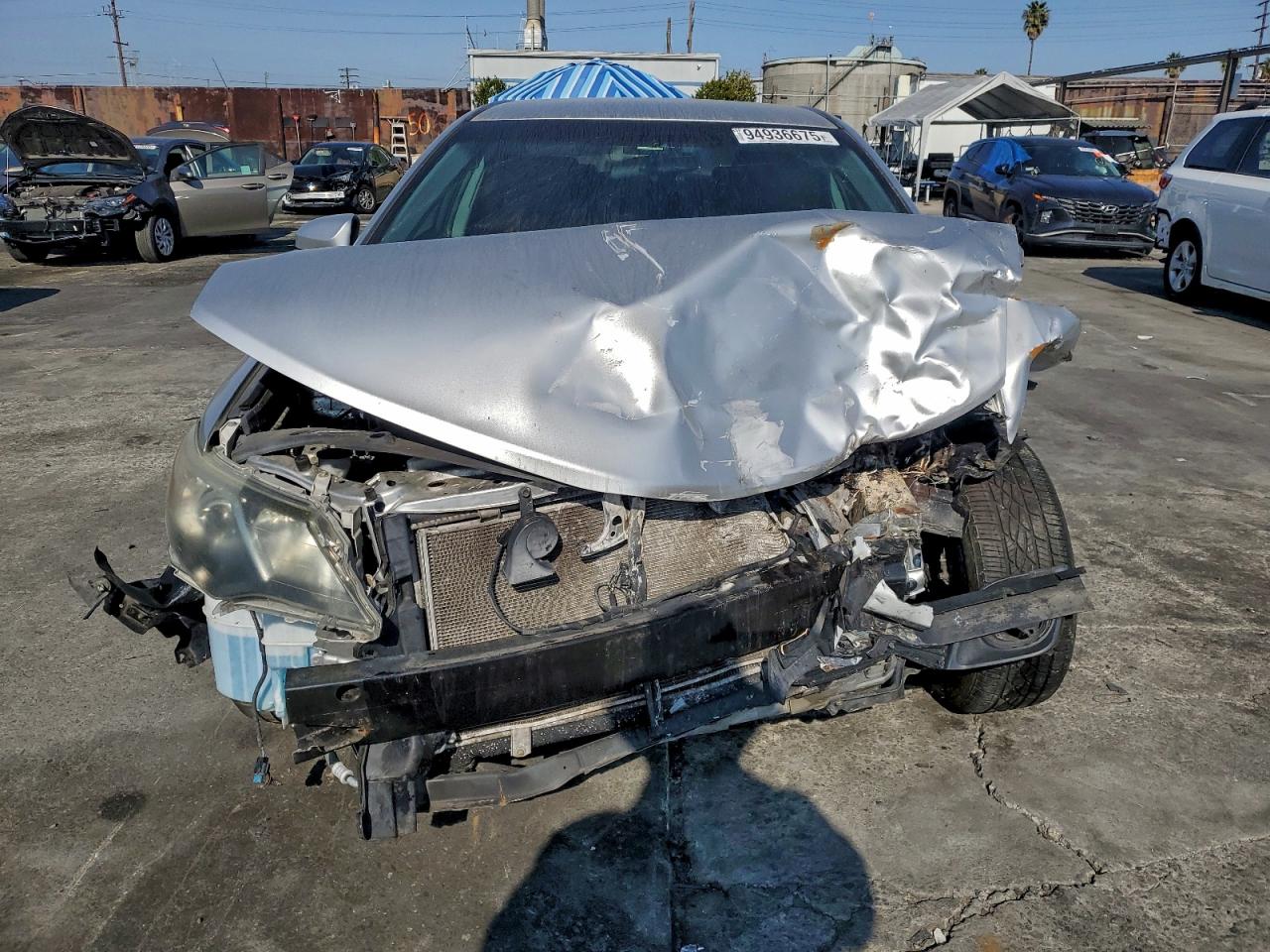 Toyota Camry L Image 4