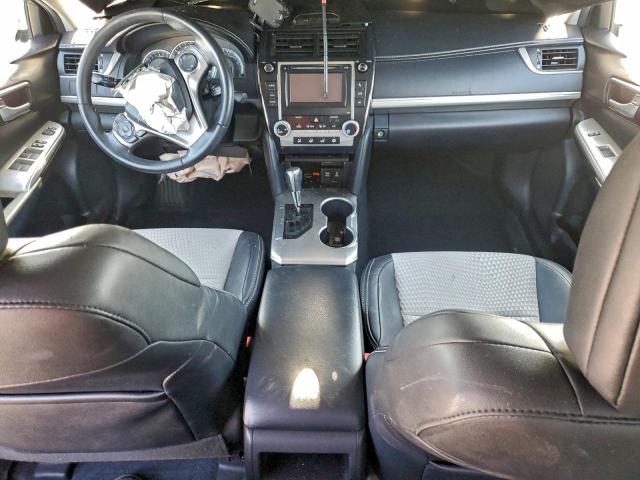 Toyota Camry L Image 3