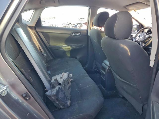 Nissan Sentra S Image 3