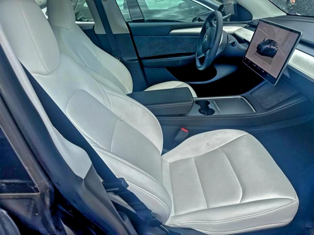 Tesla Model Y Image 3