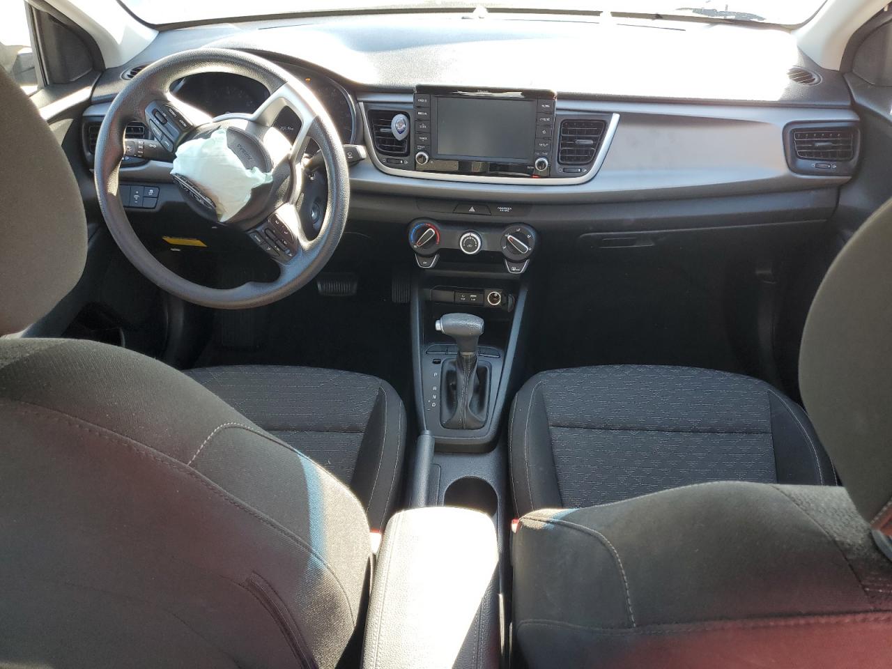 Kia Rio Lx Image 4
