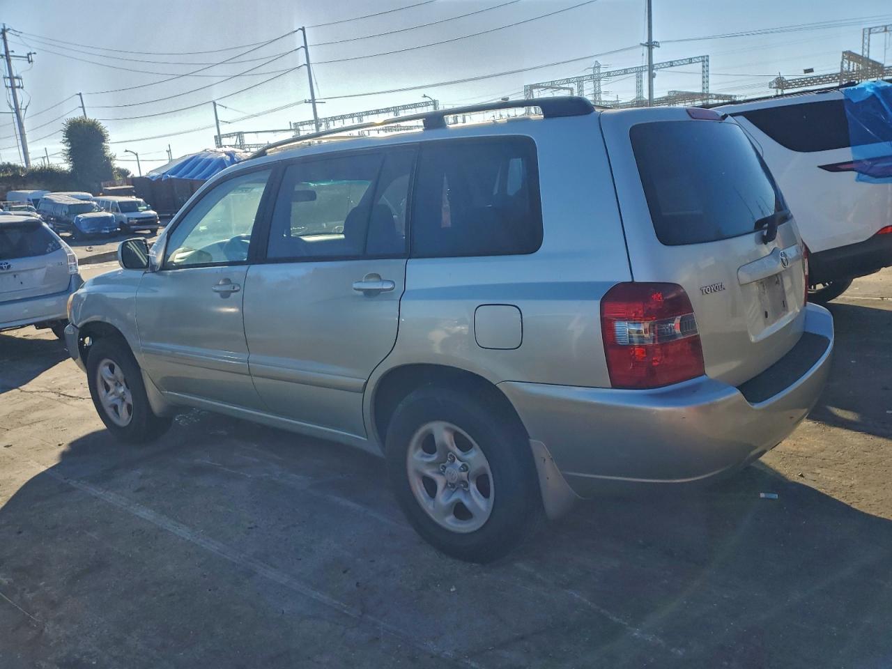 Toyota Highlander Image 2