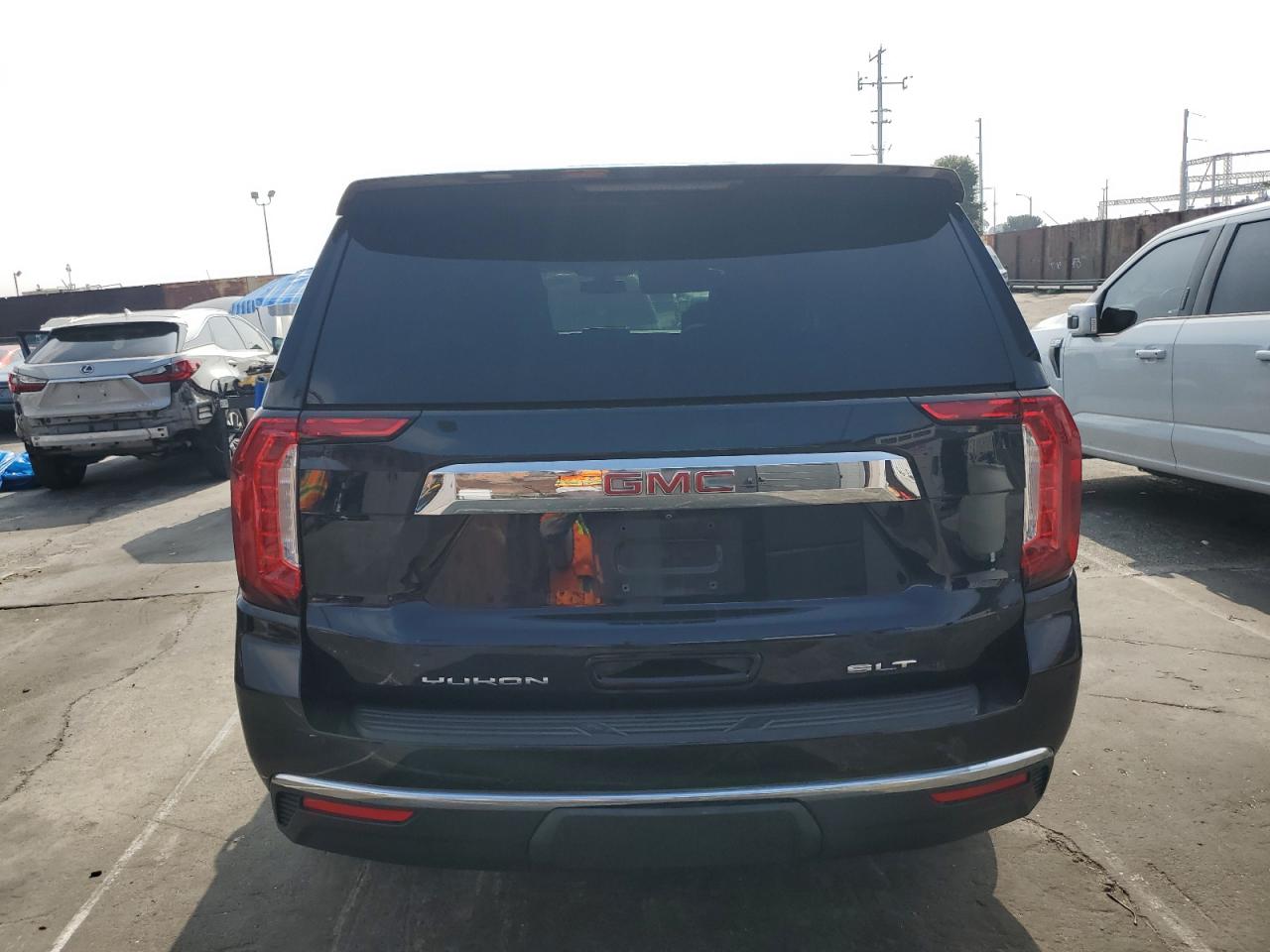 GMC Yukon K1500 Slt Image 7
