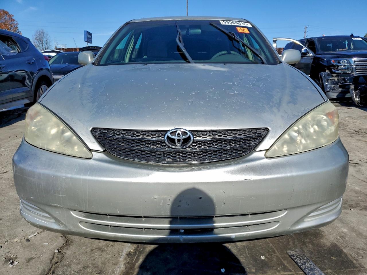 Toyota Camry Le Image 4