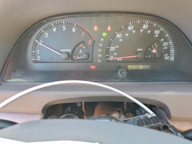 Toyota Camry Le Image 11