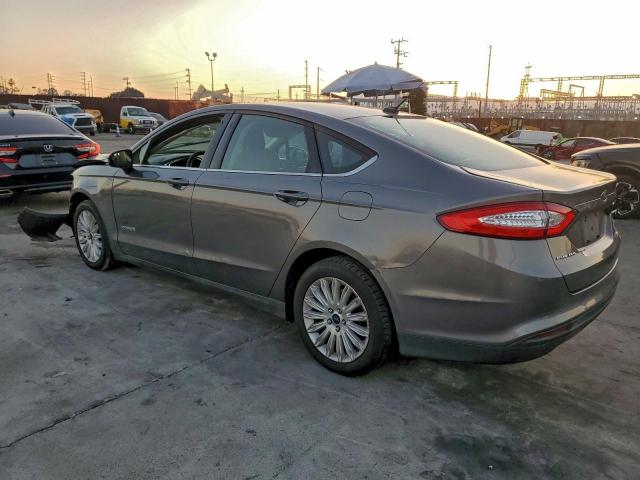 Ford Fusion S Hybrid Image 3