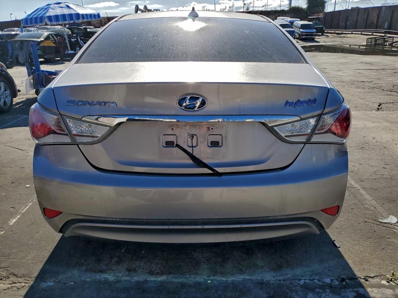 Hyundai SONATA Hybrid Image 5