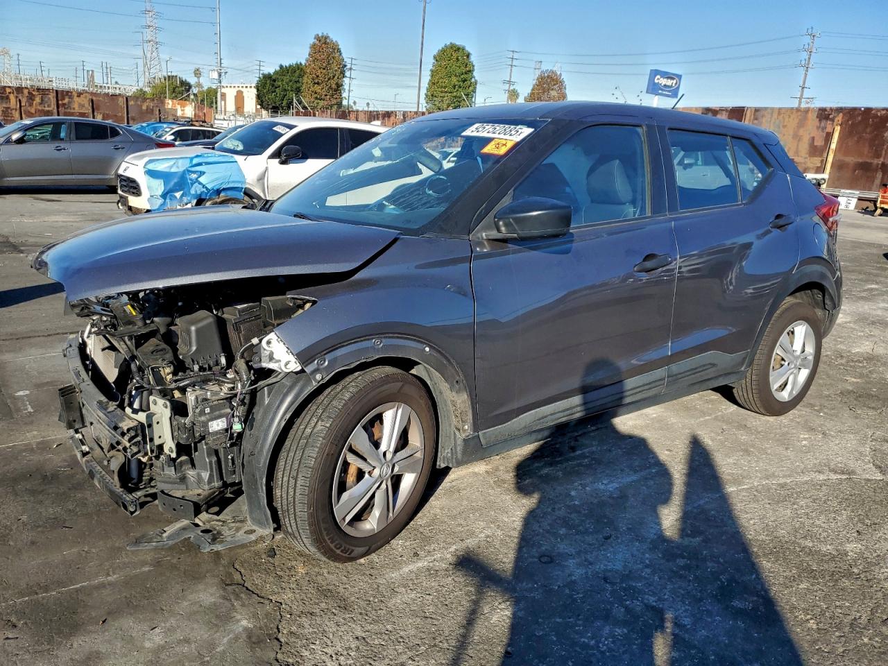 Nissan Kicks S Image 1