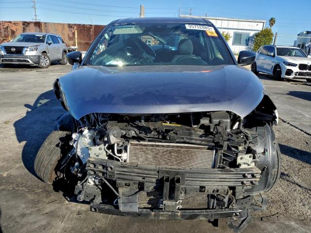 Nissan Kicks S Image 5