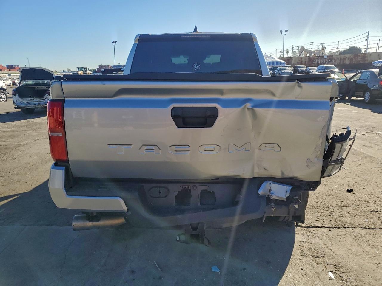 Toyota Tacoma Double Cab Image 10