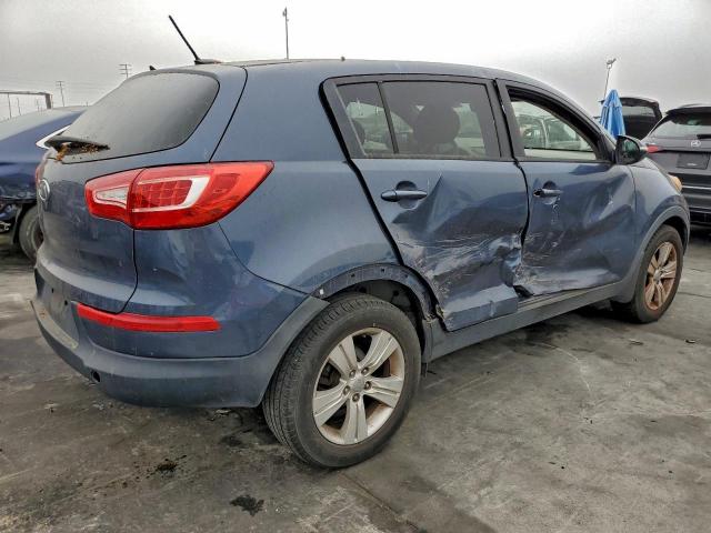 Kia Sportage Base Image 2