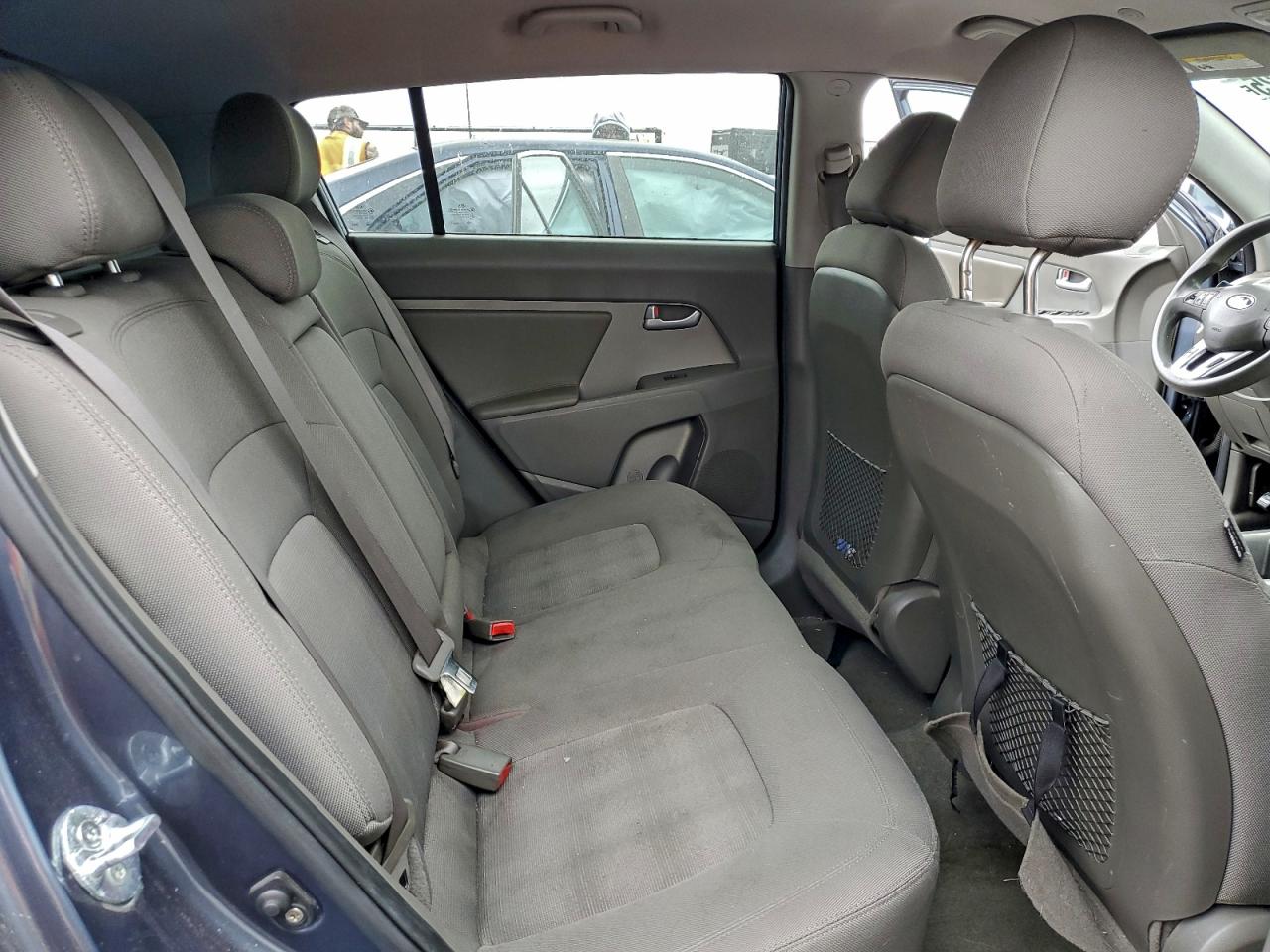 Kia Sportage Base Image 7