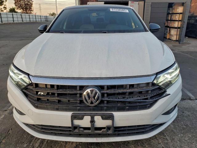 Volkswagen Jetta S Image 4