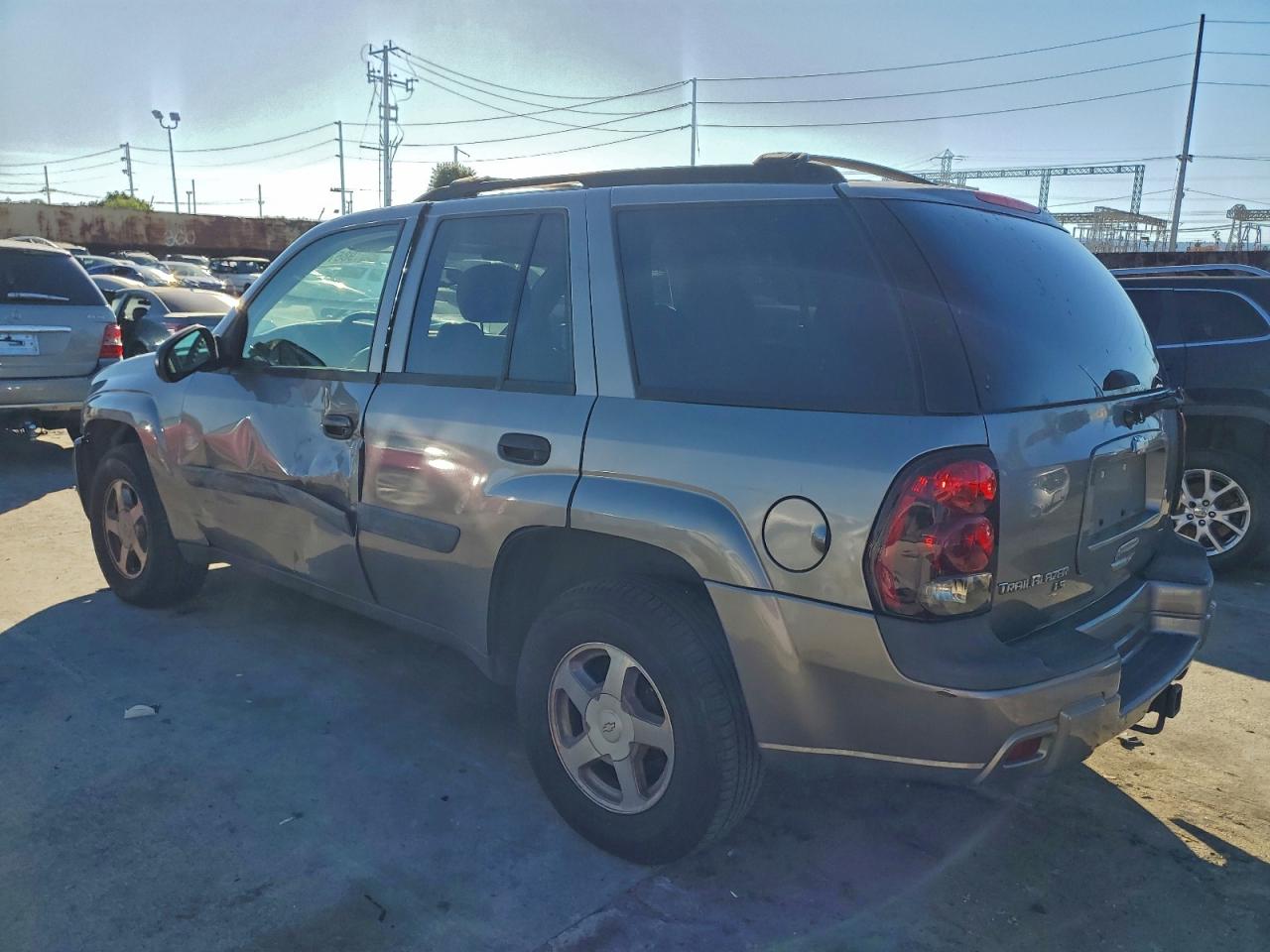 Chevrolet Trailblazer Ls Image 13